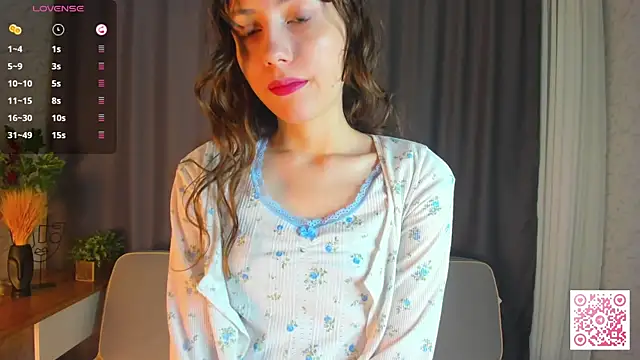 Snapshot of DelilahConsalvo chatting on October 2025 07:11:02 PM DelilahConsalvo online show from October 2025 07:11:02 PM