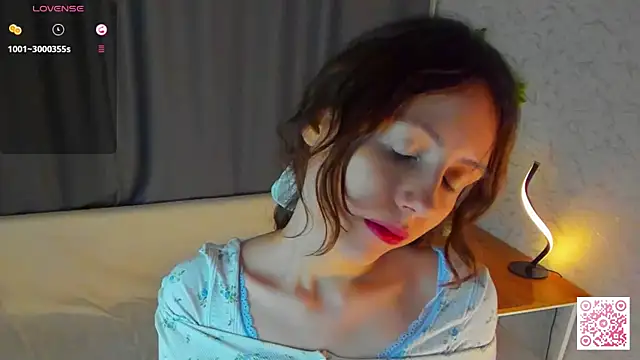 Snapshot of DelilahConsalvo chatting on October 2025 06:10:02 PM DelilahConsalvo online show from October 2025 06:10:02 PM