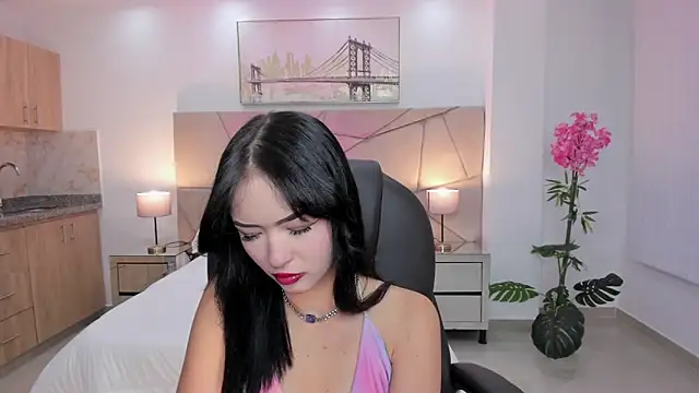 Alessia Yorks online show from October 2025 12:31:02 PM
