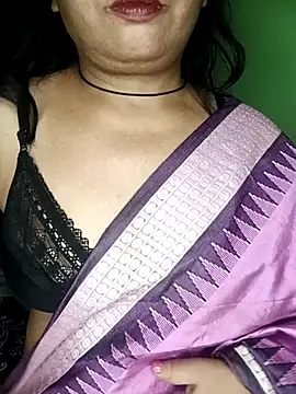 Snapshot of Mona_darling21 chatting on October 2025 06:41:01 PM Mona darling21 online show from October 2025 06:41:01 PM