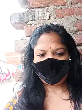 Snapshot of Mona_darling21 chatting on September 2025 05:35:01 AM Mona darling21 online show from September 2025 05:35:01 AM