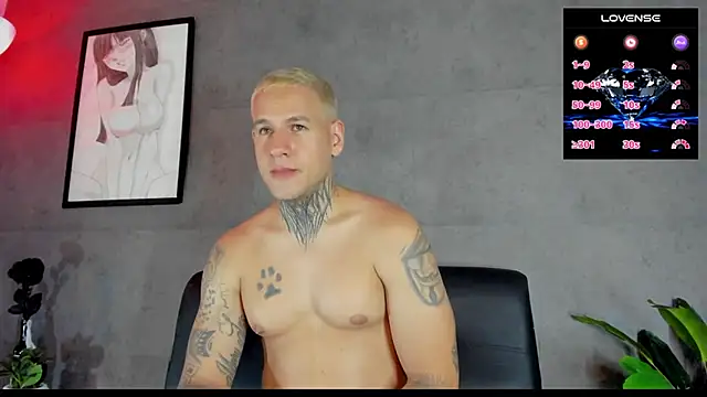 Snapshot of BadLiam_ chatting on May 2026 03:25:02 AM BadLiam online show from May 2026 03:25:02 AM