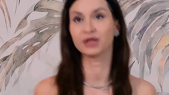 GoldCherry7 online show from December 2025 09:09:02 PM