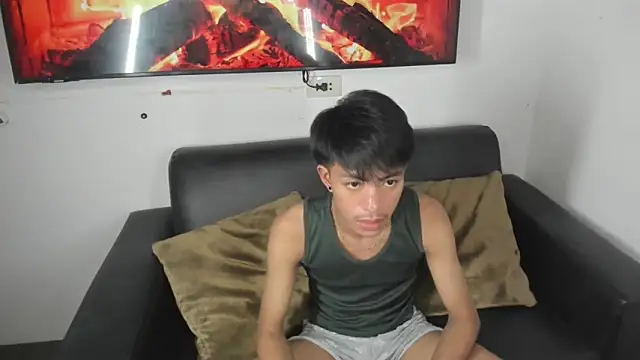 jayxxxlovescock online show from October 2025 04:29:02 PM