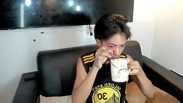 jayxxxlovescock online show from November 2025 06:00:02 PM