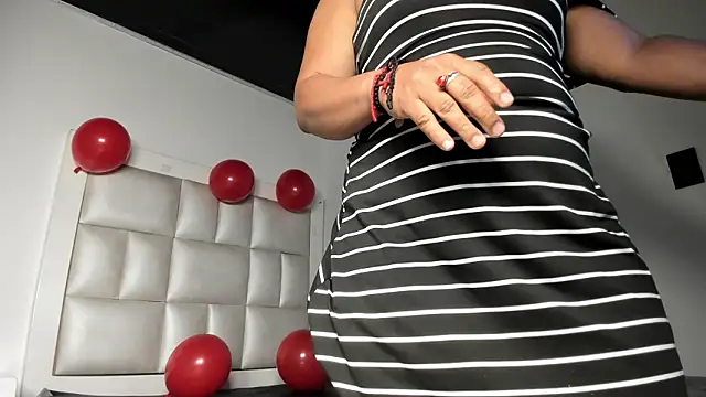 peyton  wat online show from March 2026 12:16:02 PM