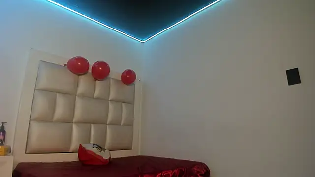 peyton  wat online show from June 2026 12:16:02 PM