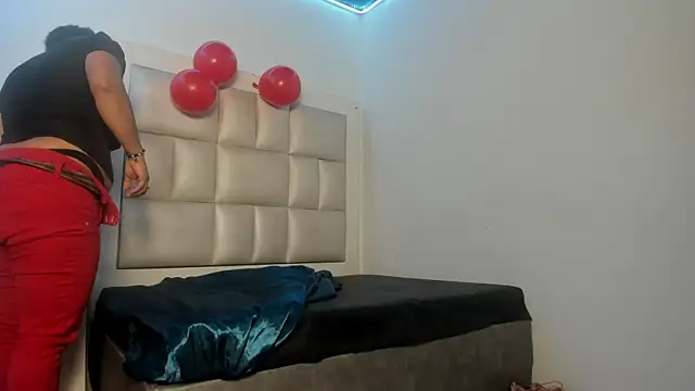 peyton  wat online show from June 2026 11:53:01 AM