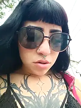 CAROLINA 17- online show from October 2025 03:20:02 PM