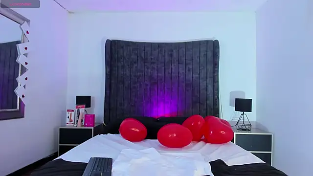 VanessaParis   online show from February 2026 11:36:01 PM