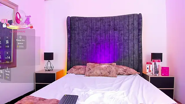 VanessaParis   online show from November 2025 09:36:02 PM