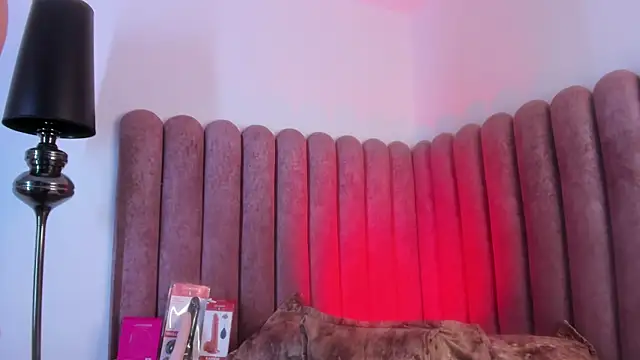 VanessaParis   online show from December 2025 10:11:02 PM