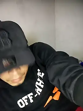 Snapshot of curvahot chatting on October 2025 02:00:02 AM curvahot online show from October 2025 02:00:02 AM