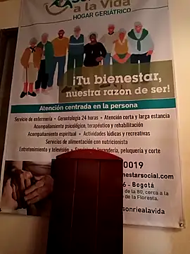 ANDREA-10  online show from December 2025 02:32:02 PM