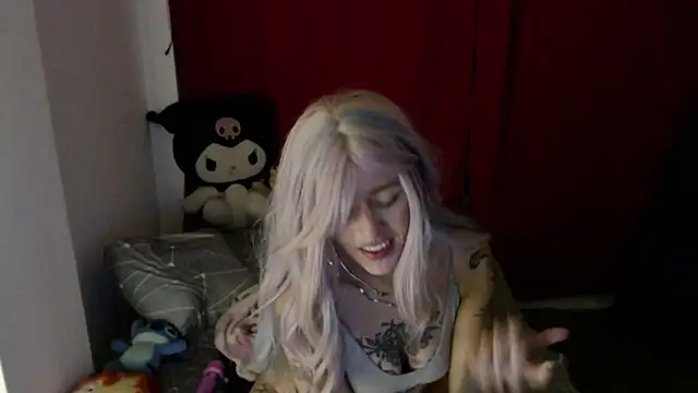 Emmy  Smith online show from September 2025 07:14:02 AM