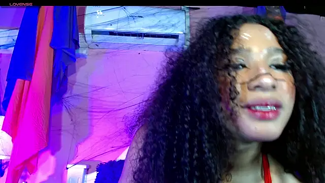  IsabellaRousse online show from October 2025 07:13:02 PM