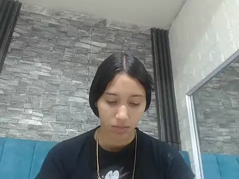 Snapshot of Lil_Rose2006 chatting on October 2025 12:06:02 PM Lil Rose2006 online show from October 2025 12:06:02 PM