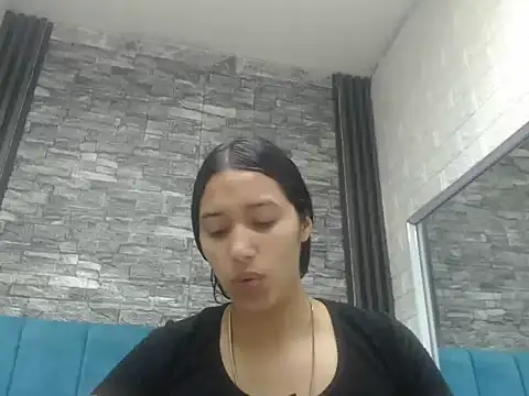 Snapshot of Lil_Rose2006 chatting on October 2025 12:13:02 PM Lil Rose2006 online show from October 2025 12:13:02 PM