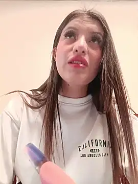 Snapshot of SALOME-28_ chatting on October 2025 03:01:01 PM SALOME-28 online show from October 2025 03:01:01 PM