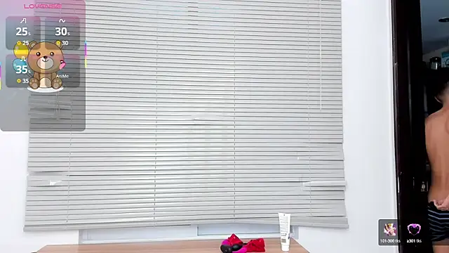 Little liam online show from October 2025 07:04:01 PM