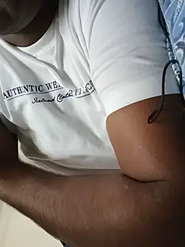 ROXX121 online show from October 2025 06:31:02 PM