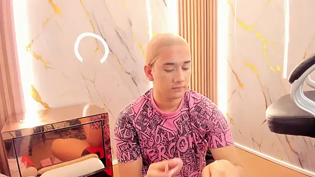 Marian Cristal online show from February 2026 02:01:01 AM