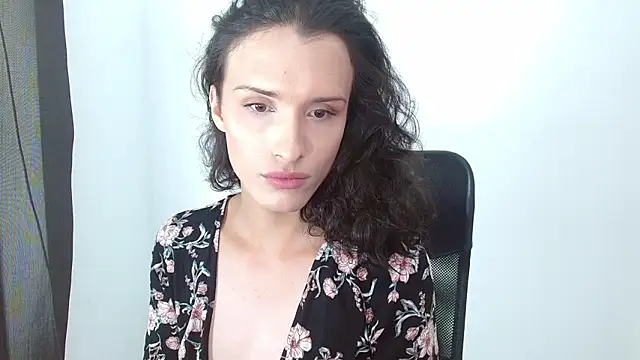 IsabelFernandez online show from September 2025 05:07:01 PM