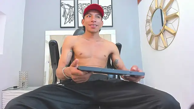 mickey beasley online show from October 2025 07:16:02 PM