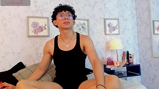 liam twiink online show from March 2026 07:26:01 PM