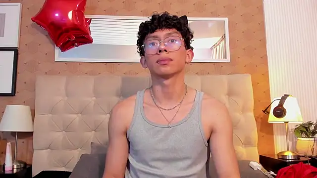 liam twiink online show from February 2026 02:56:02 AM