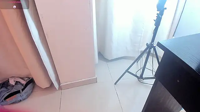 liam twiink online show from November 2025 07:41:01 AM