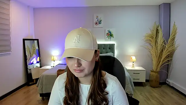 Samara Hilton 2 online show from October 2025 07:29:01 PM