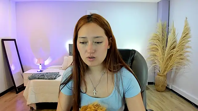 Samara Hilton 2 online show from October 2025 07:37:01 PM