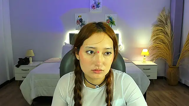 Samara Hilton 2 online show from October 2025 07:24:01 PM