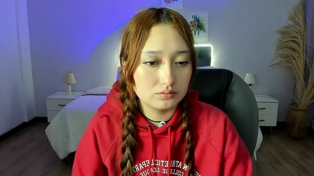 Samara Hilton 2 online show from October 2025 06:29:01 PM