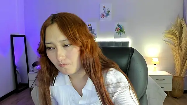 Samara Hilton 2 online show from October 2025 08:32:02 PM