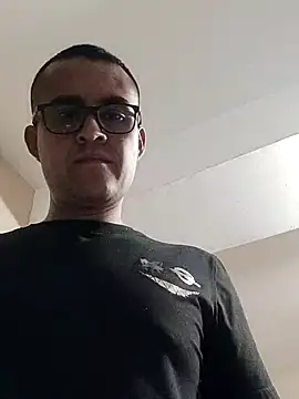 Snapshot of ibaguez chatting on September 2025 03:17:01 PM ibaguez online show from September 2025 03:17:01 PM