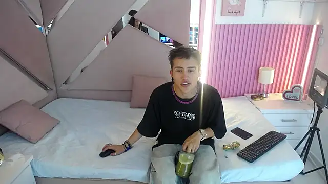 oblivionlove online show from March 2026 10:30:01 PM