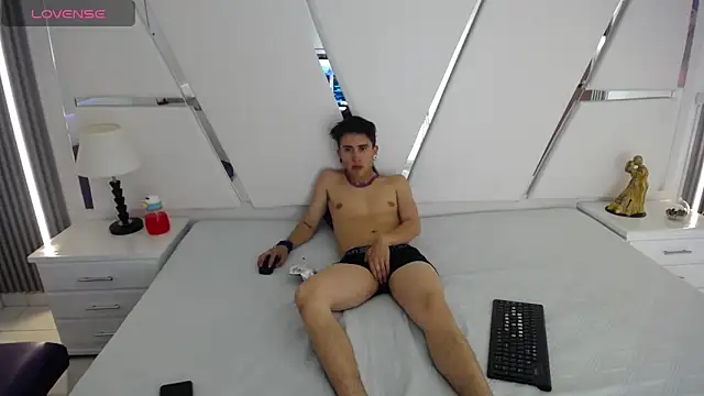 oblivionlove online show from April 2026 09:38:02 PM