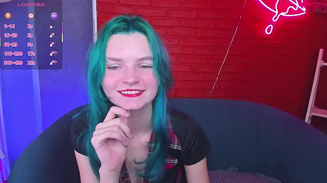 Lika Sky online show from November 2025 03:59:01 PM