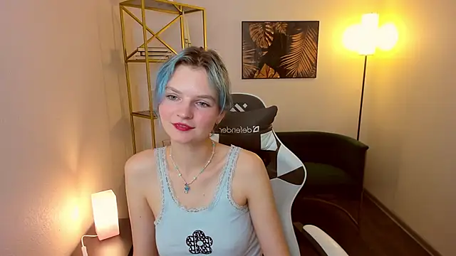 Lika Sky online show from October 2025 11:00:02 AM