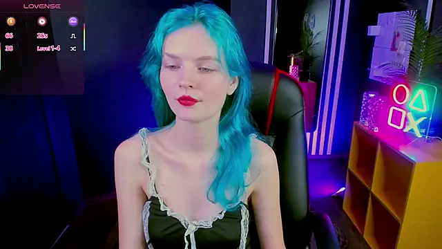 Lika Sky online show from December 2025 03:58:02 PM