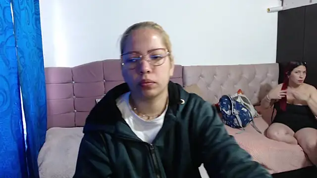 LITTLEKITTY19 online show from January 2026 12:31:02 PM