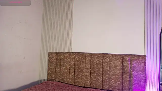 Missdionne curly online show from March 2026 11:21:02 AM