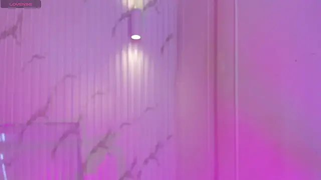 Missdionne curly online show from October 2025 11:44:02 AM