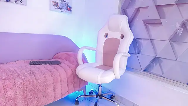 EvaGoddess  online show from November 2025 06:35:02 PM