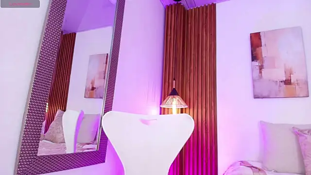 EvaGoddess  online show from April 2026 04:10:02 PM