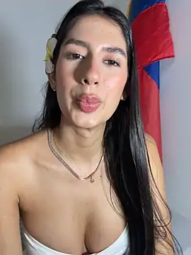 Snapshot of Julieta_Duque chatting on July 2026 03:23:01 AM Julieta Duque online show from July 2026 03:23:01 AM