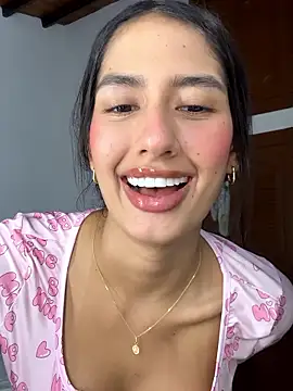 Julieta Duque online show from January 2026 04:30:01 AM