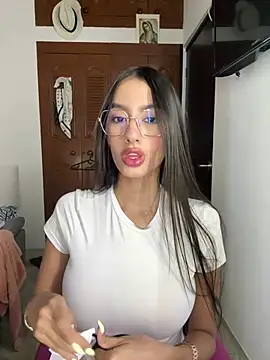 Julieta Duque online show from February 2026 03:39:02 AM